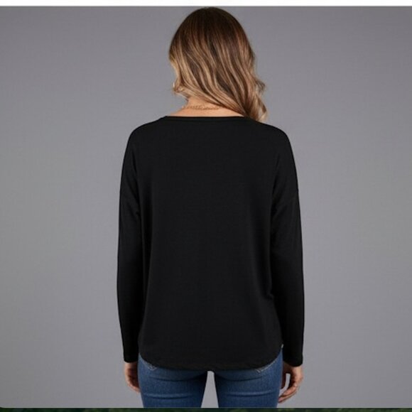 Black Drop Sleeve T-shirt Featuring Contrasting Sequin Pocket Detail - Picture 3 of 8